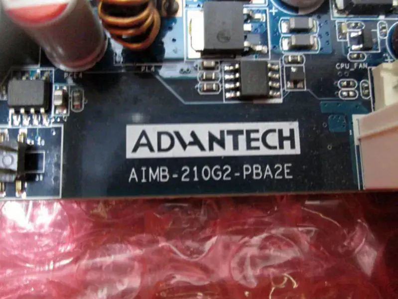 Advantech AIMB-210G2 AIMB-210G2-PBA2E