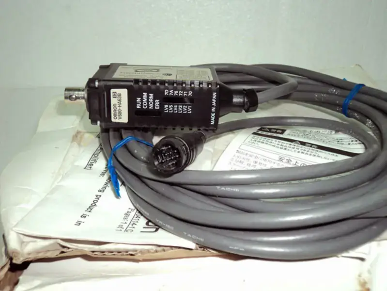 Omron V680-HA63B