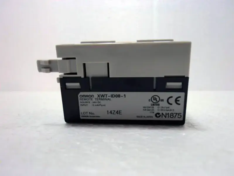 OMRON XWT-ID08-1