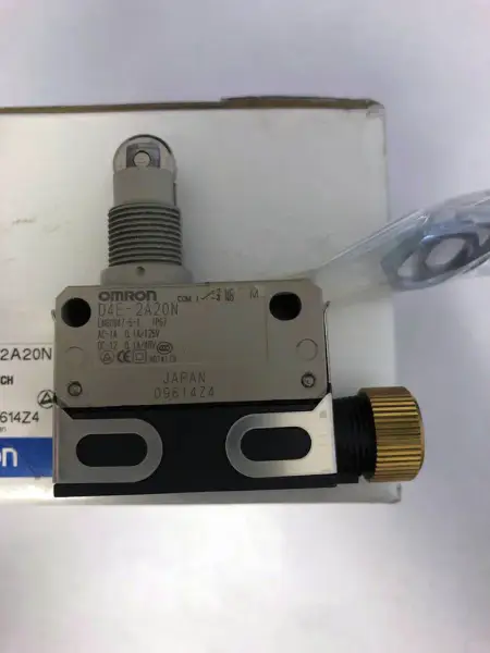 Omron D4E-2A20N