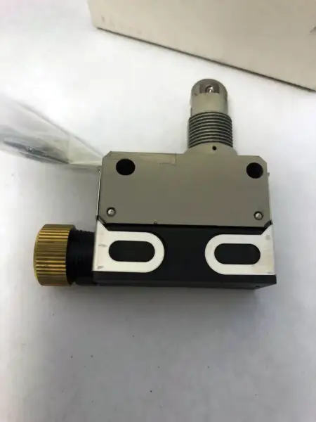 Omron D4E-2A20N
