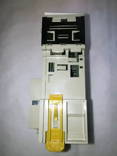 Omron CJ1W-NC271
