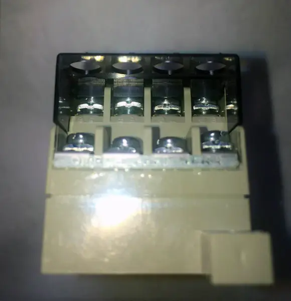 Omron G6D-F4B