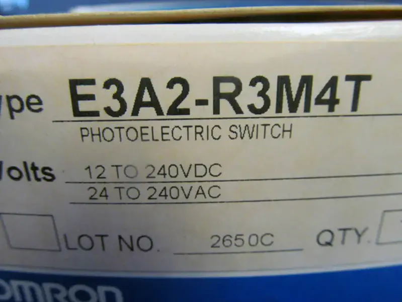 Omron E3A2-R3M4T