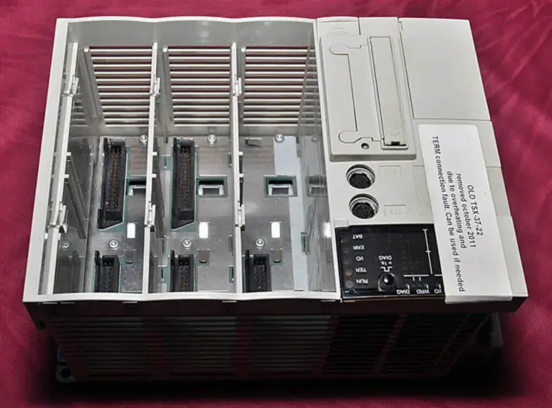 schneider automation tsx3722001