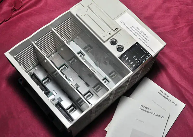 schneider automation tsx3722001