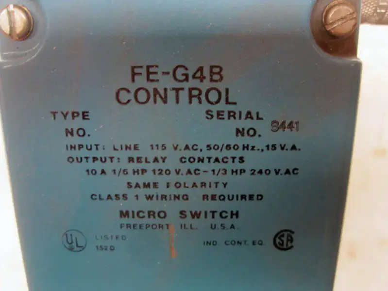 MIKROSPÍNAČ FE-G4B