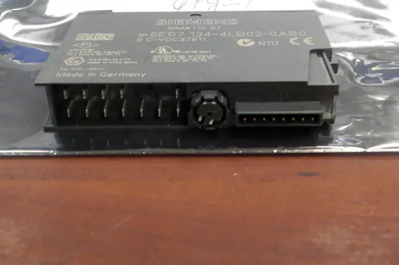 Siemens 6ES7134-4LB02-OAB0