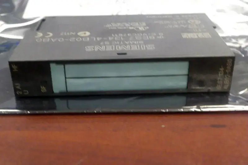 Siemens 6ES7134-4LB02-OAB0