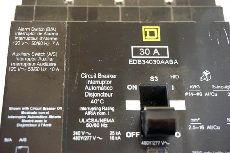 SQUARE D EDB34030AABA