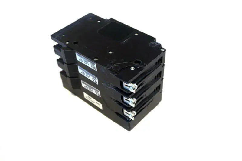 SQUARE D EDB34030AABA