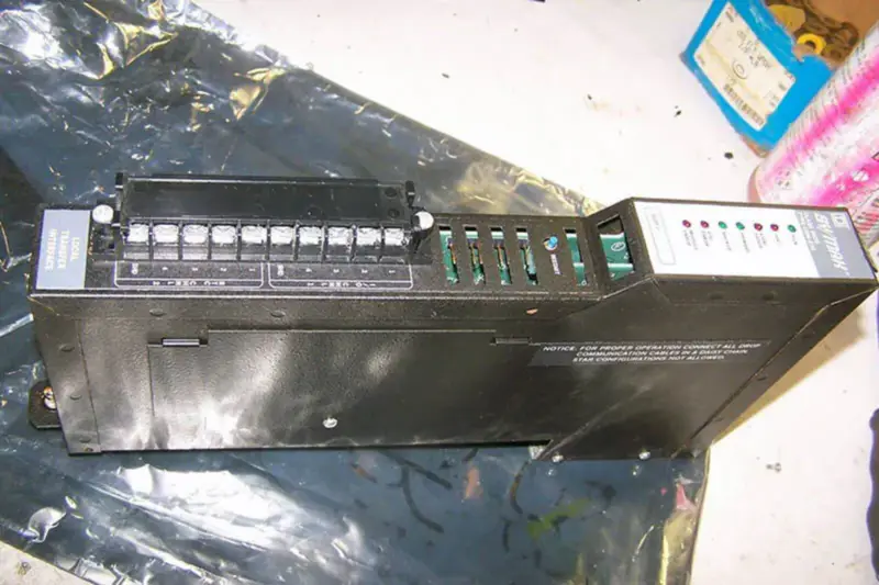 SQUARE D 8030CRM230