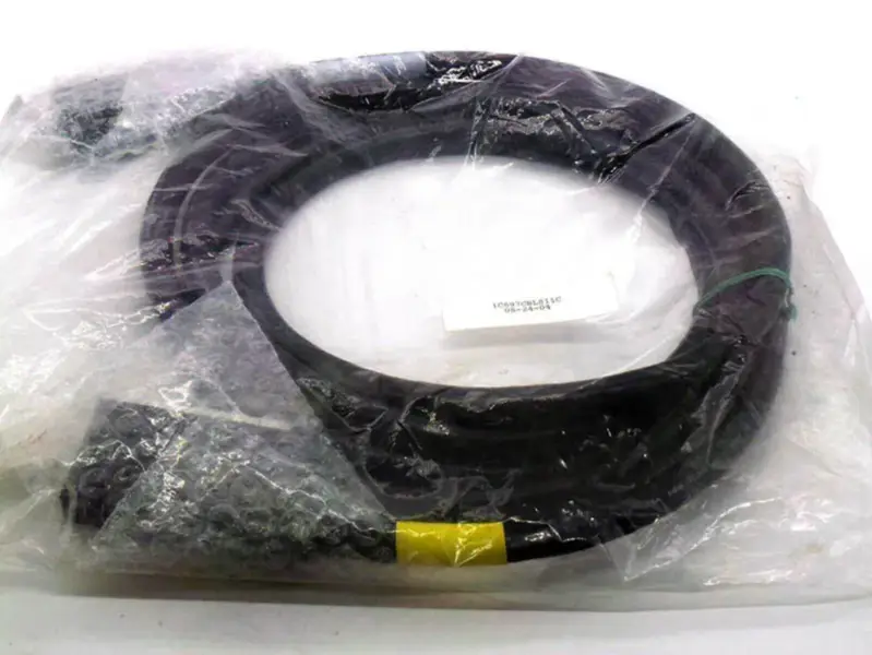 GE FANUC IC697CBL811