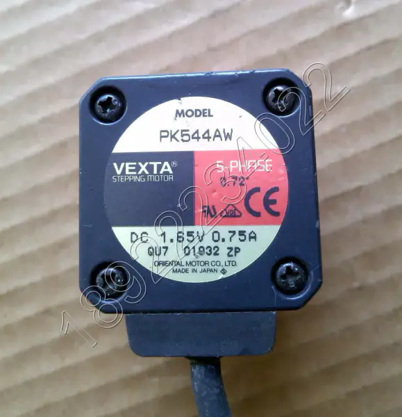 Motor VEXTA PK544AW