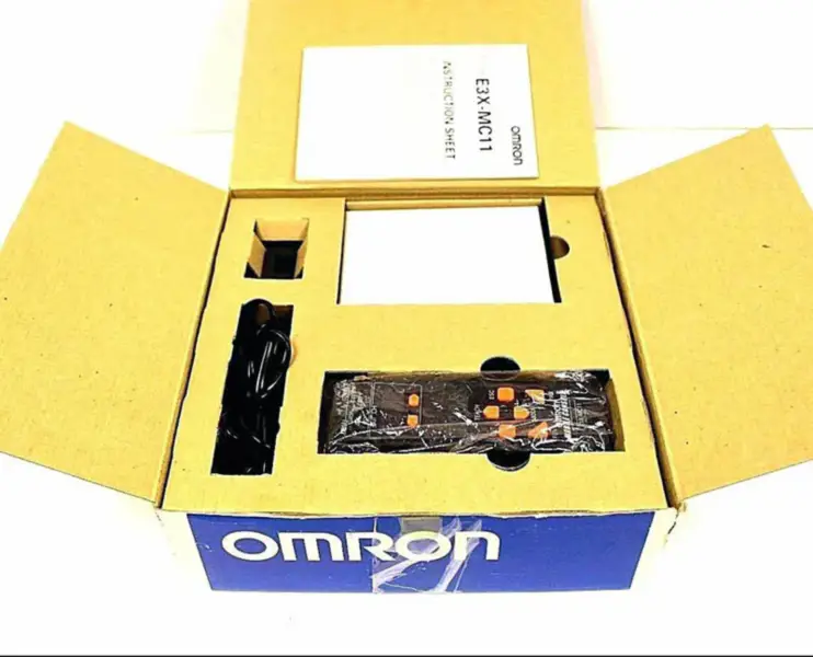 OMRON E3X-MC11