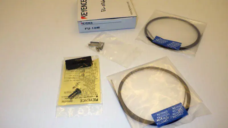 KEYENCE FU-18M