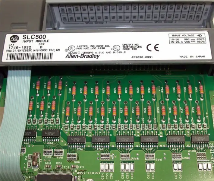 Allen-Bradley 1746-IB32