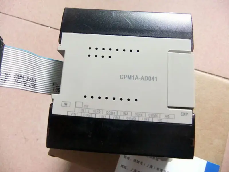 OMRON CPM1A-AD041