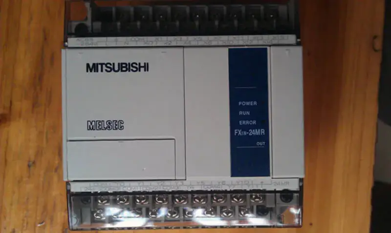 Mitsubishi FX1N-24MR-001