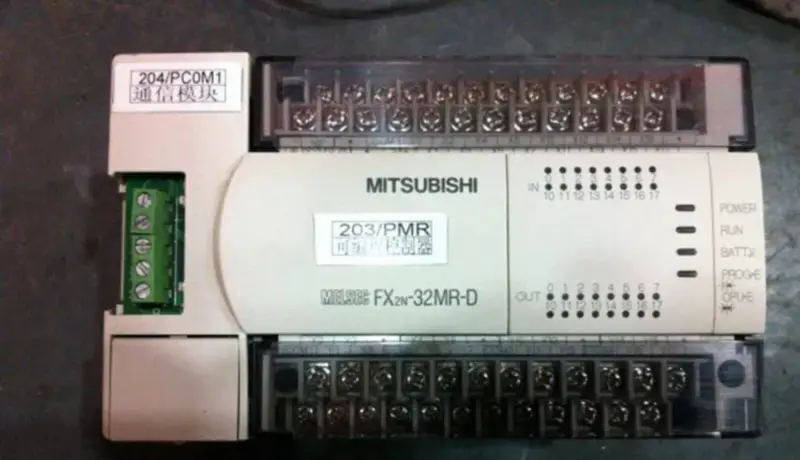 Mitsubishi FX2N-32MR-D