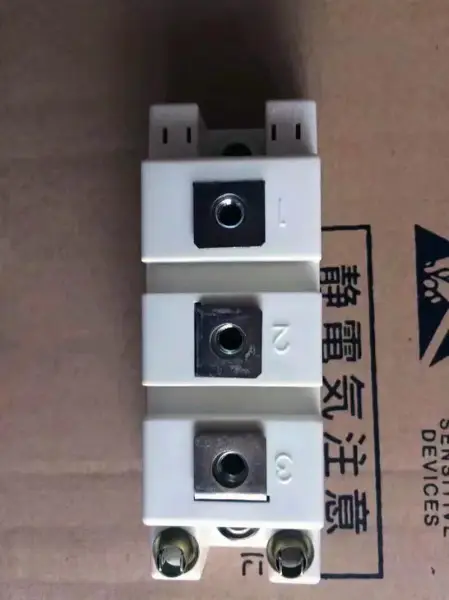 infineon BSM100GB60DLC