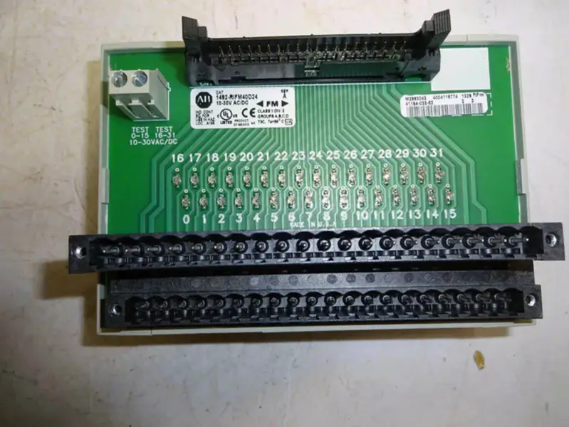 Allen-Bradley 1492-RIFM40D24
