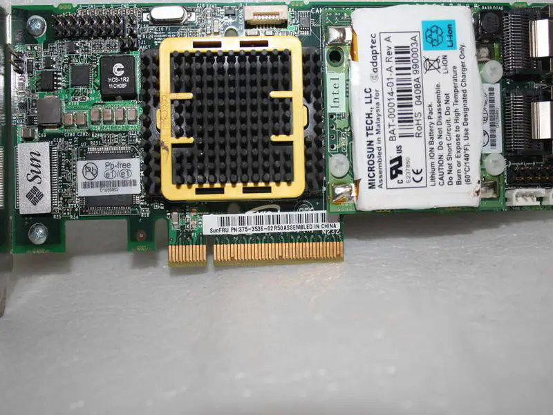 Karta pole RAID SUN 375-3536 PCI-E SAS s baterií