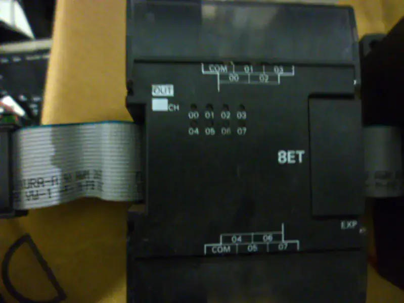 OMRON PLC CP1W-8ED