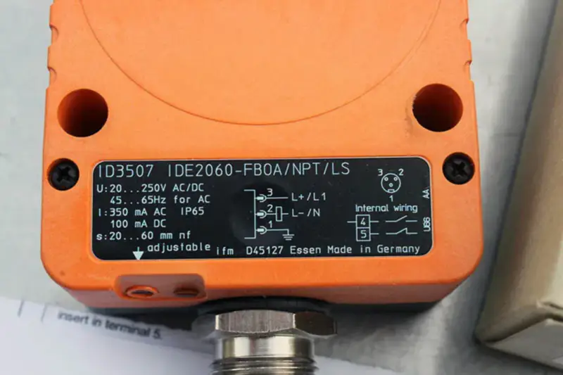 EFECTOR ID3507