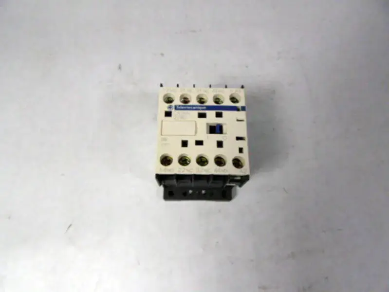 Telemecanique CA3KN22BD