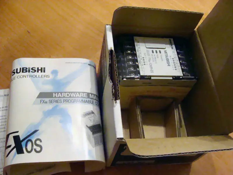 Mitsubishi FX0S-10MR-ES/UL