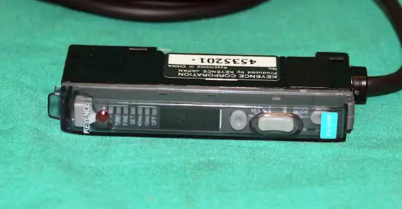 KEYENCE FSV11P