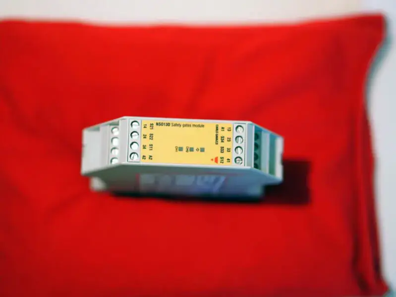 CARLO GAVAZZI NSO13DB24SA
