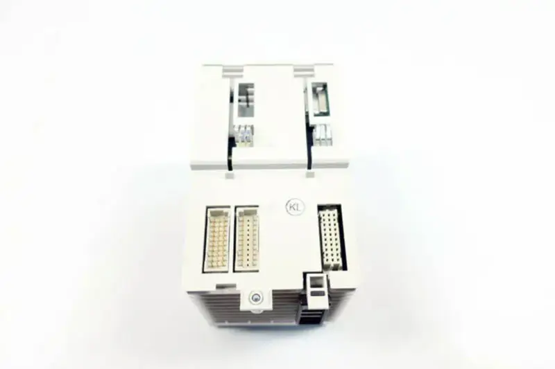 SCHNEIDER PC-E984-275