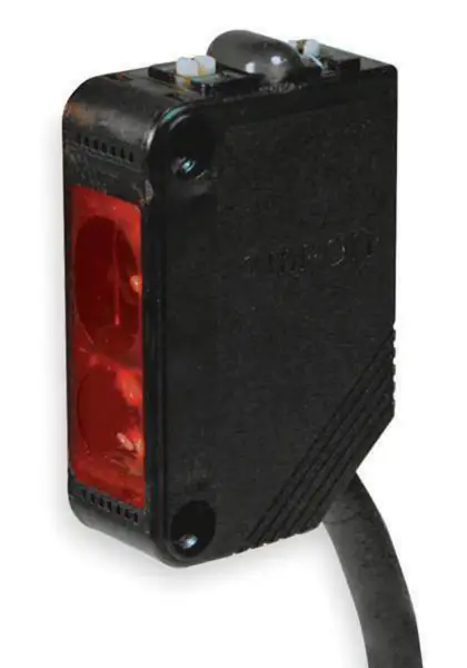 Fotoelektrický spínač Omron E3ZLS81 Omron
