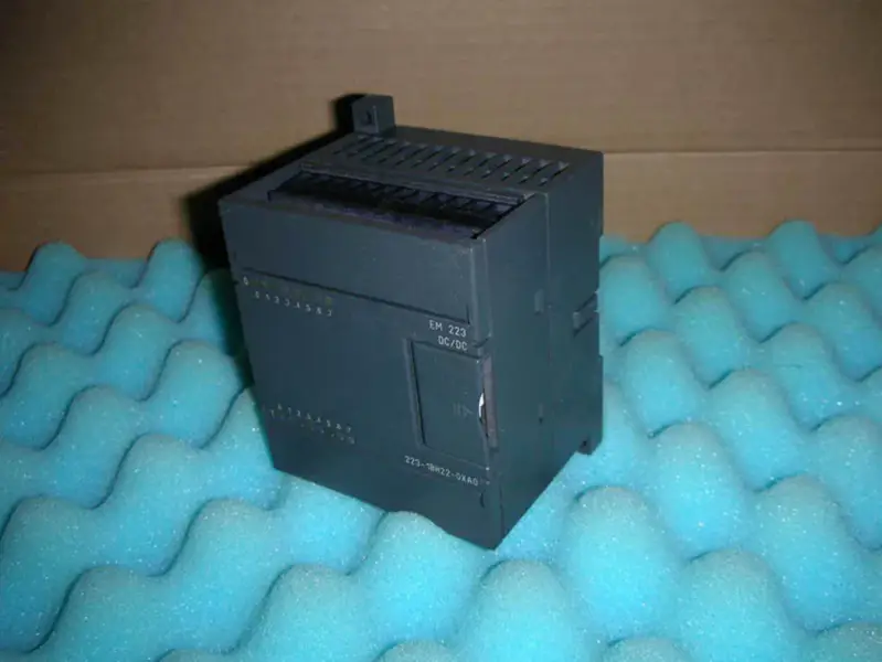 PLC Siemens 6ES7223-1BH22-0XA0