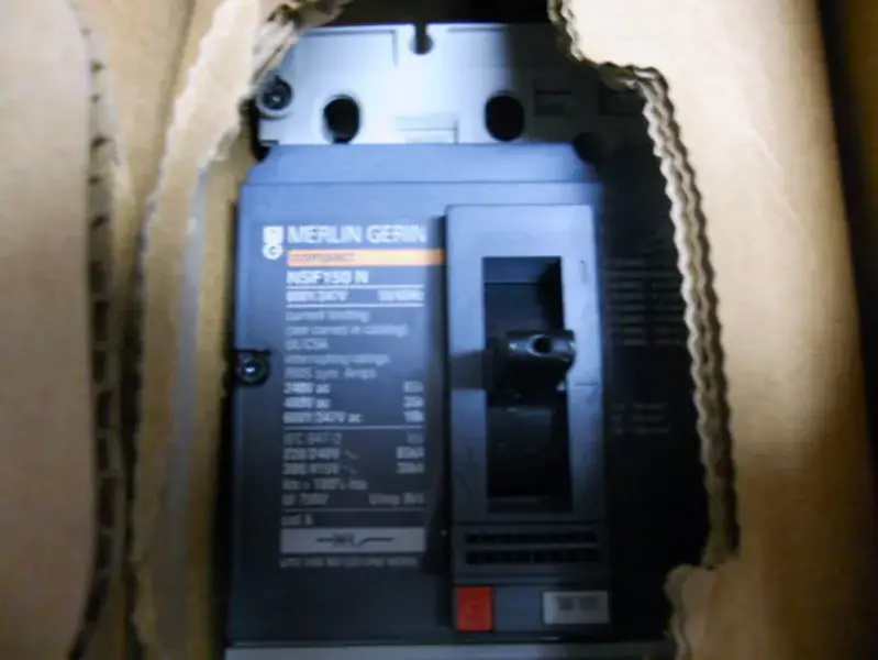 MERLIN GERIN NSF150N