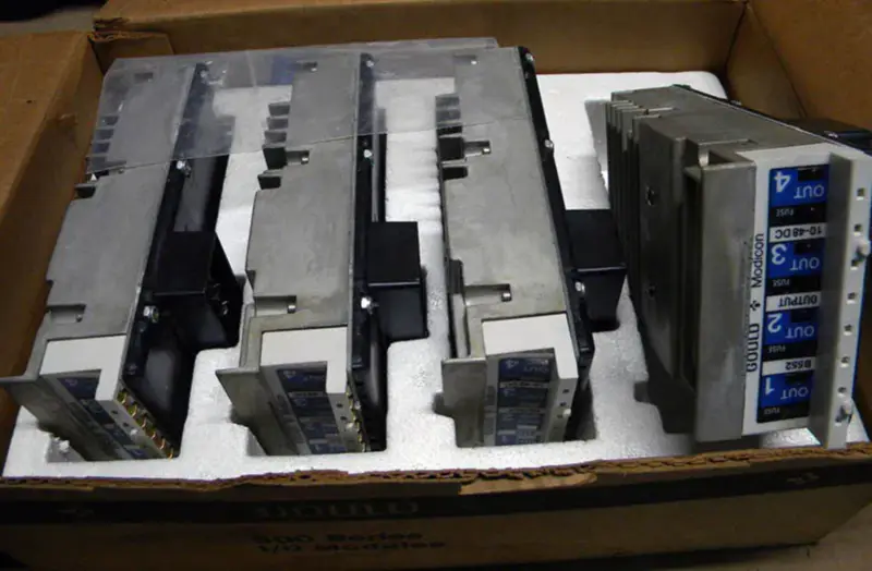 Modicon B552-001