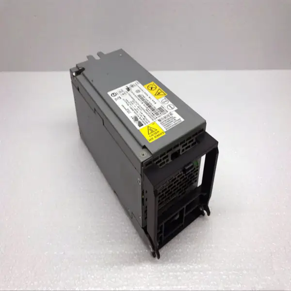 Dell PowerEdge1800 675W spínaný zdroj P2591 FD732 GJ315 KD045 KD084 DPS-650BB A 7000880-0000