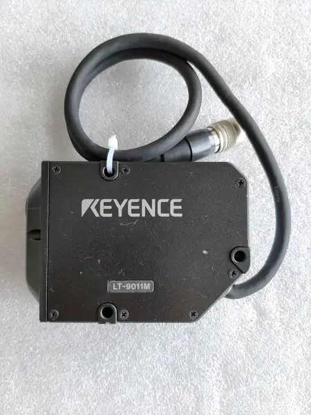Japonsko KEYENCE LT-9011M/LT 9011M