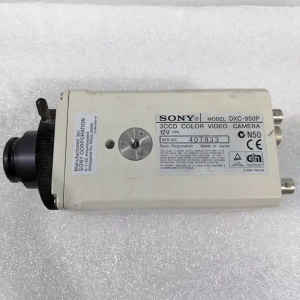 Průmyslová barevná kamera SONY 3CCD DXC-950P