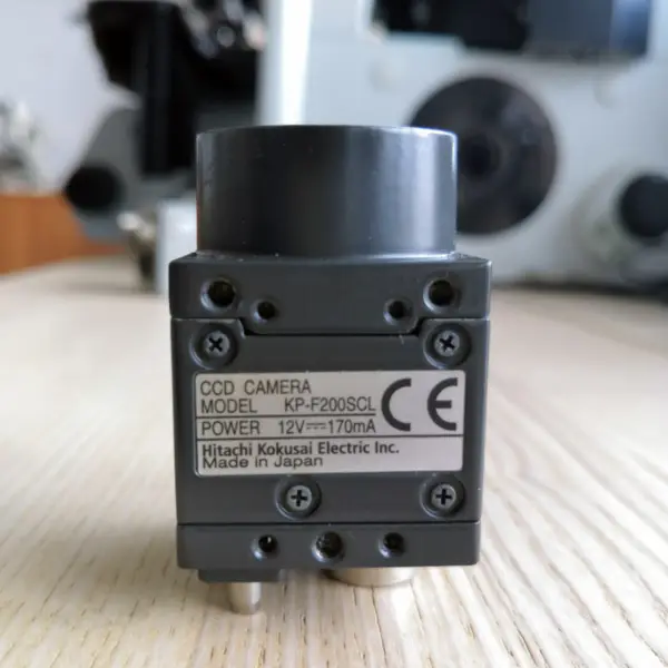 HITACHI KP-F200SCL