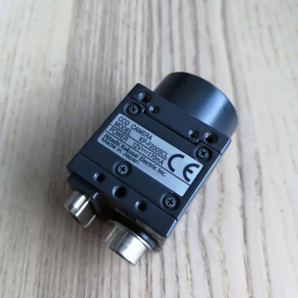 HITACHI KP-F200SCL