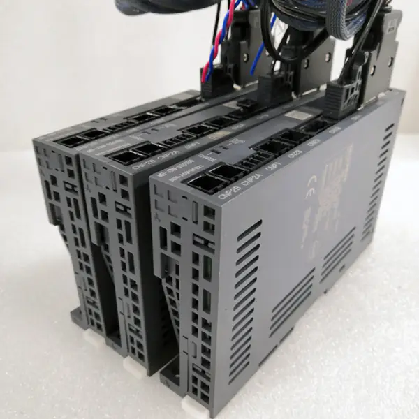 MITSUBISHI MR-J3W-0303B6 Servo ovladač
