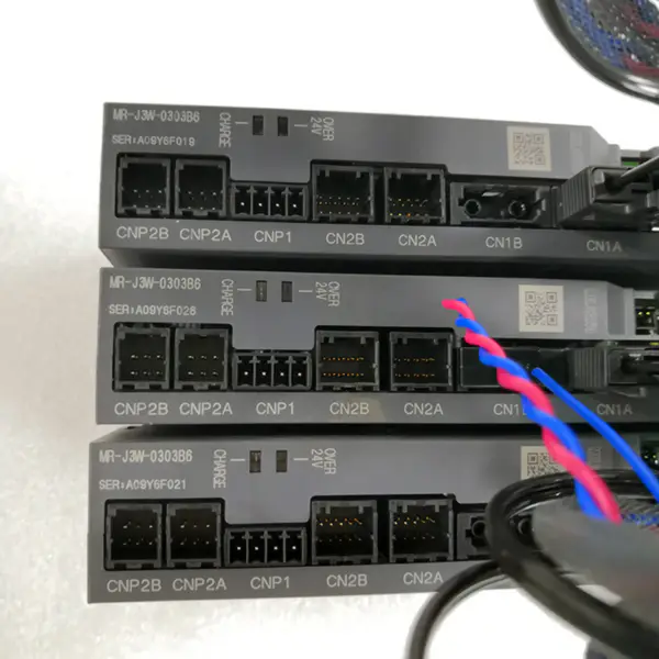 MITSUBISHI MR-J3W-0303B6 Servo ovladač