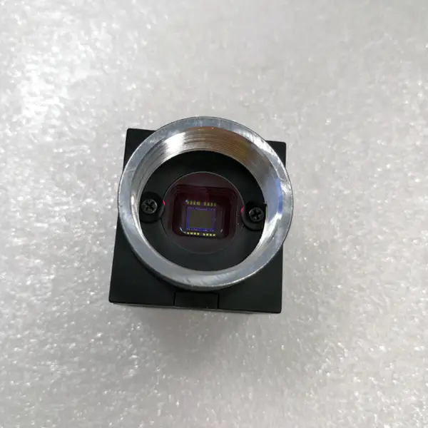 IDS UI-2230SE-C-HQ Průmyslová barevná kamera s kabelem USB