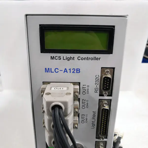 Řadič světla MCS MLC-A12B