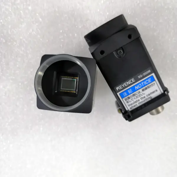 KEYENCE XG-200M