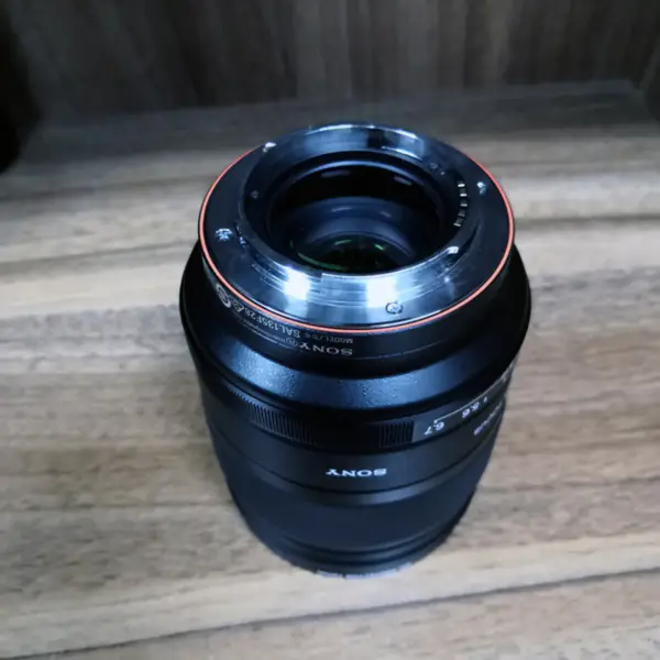 SONY STF1352.8 SAL135F28