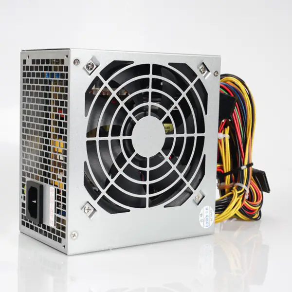 Napájecí zdroj pro značku Huntkey s jmenovitým výkonem 300 W a špičkovým 400W spínaným zdrojem HK400-58FP